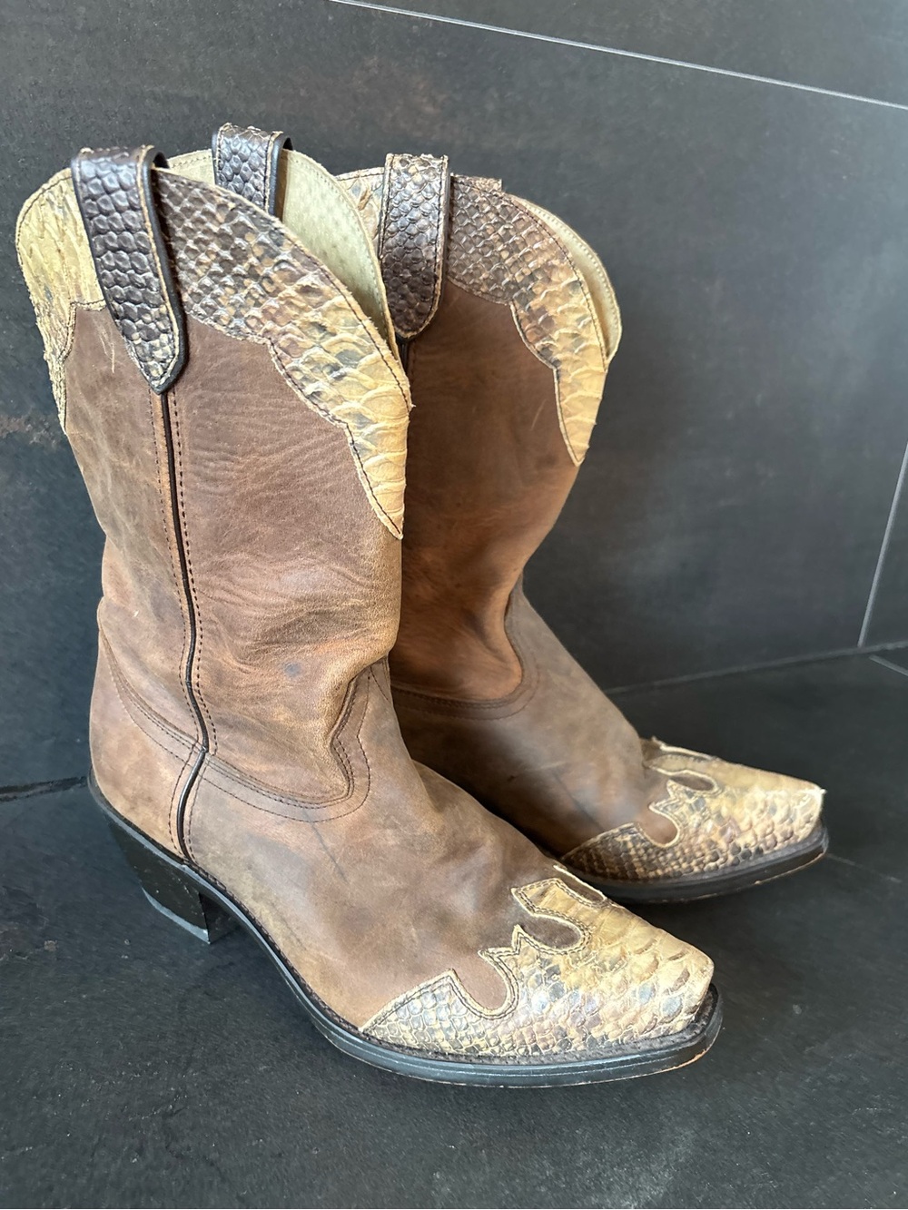 VTG DURANGO Western Leather Snakeskin Cowgirl Rodeo Boots, Two-Tone, 7 1/2 M - Picture 13 of 14